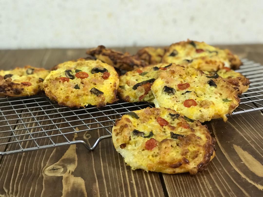 پیتزا لقمه ای قارچ و مرغ