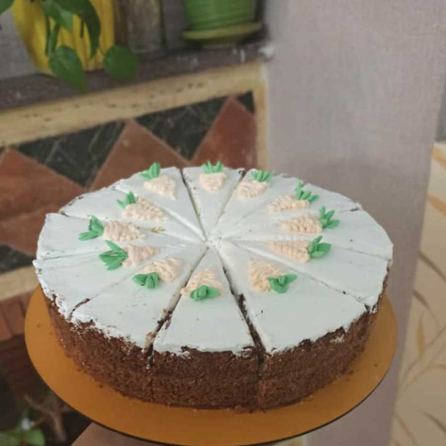 کیک هویج و گردو