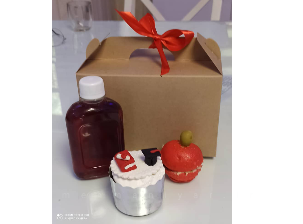 پک جلسه دفاع قرمز