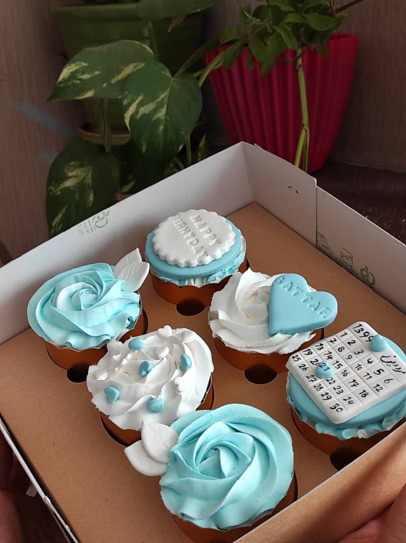 کاپ کیک بلو رز