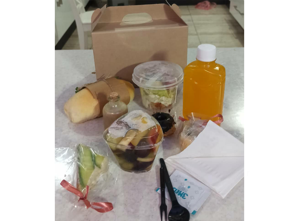 پک پذیرایی عقد 